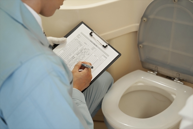 賃貸物件でトイレが詰まった場合の費用負担