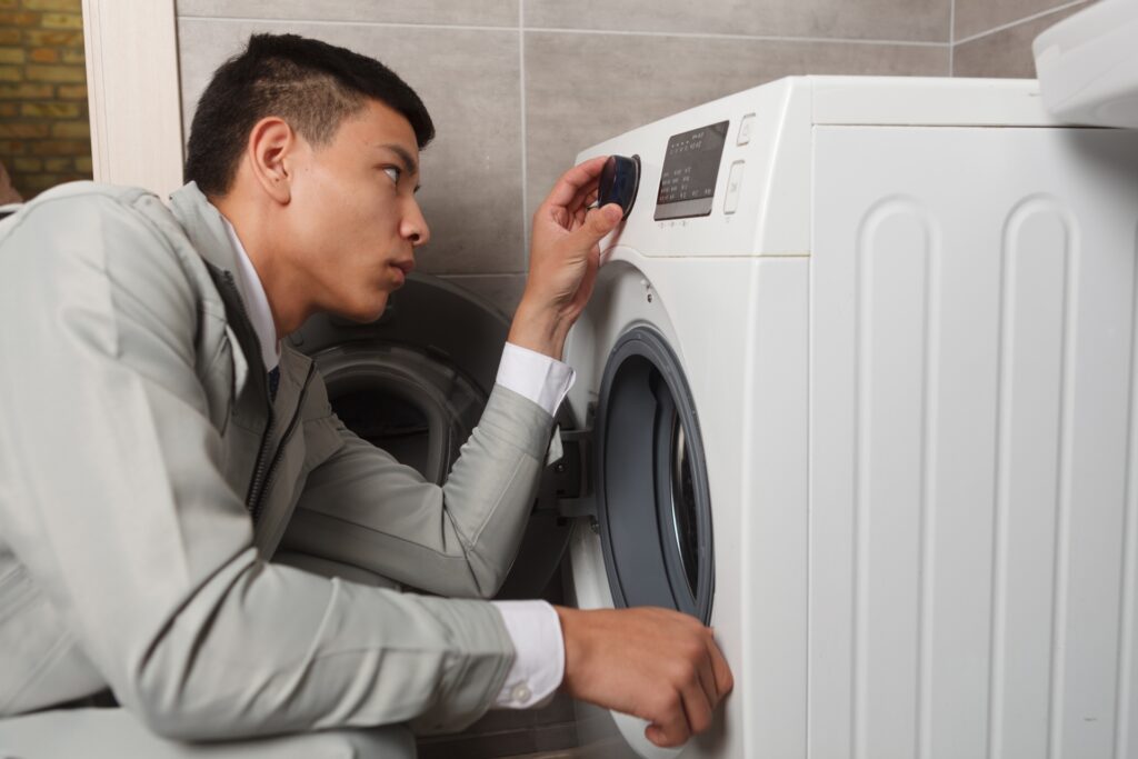 ドラム式洗濯機の水漏れ原因