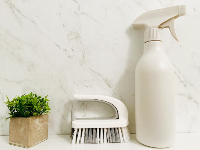 クエン酸は黒カビに効く?正しい使い分け