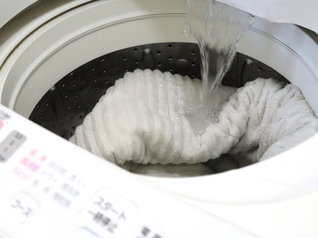 洗濯機と重曹の関係|メリットとデメリットを正直に整理する
